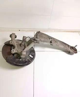 Rear wheel hub spindle/knuckle