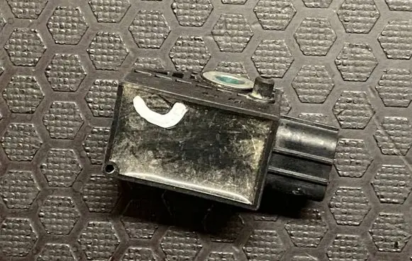 Honda CR-V Airbag deployment crash/impact sensor 5WK43786 G0WM028BRW0 77970SWAE113M4