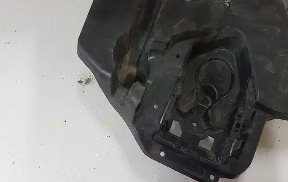 Volvo V40 Rear bumper mounting bracket 31395103