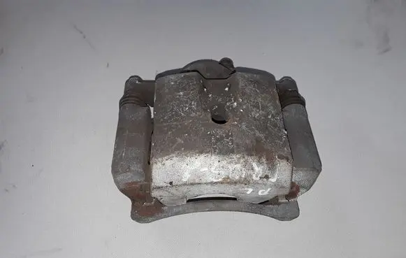 Toyota Prius (XW30) Front brake caliper 4775047060