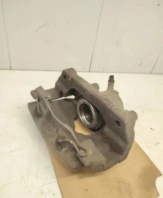 Renault Fluence Front brake caliper