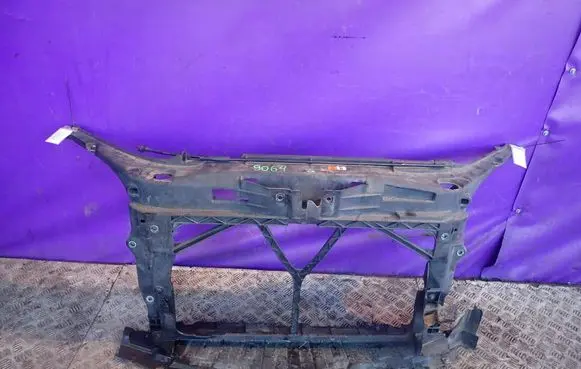 Mazda 323 F Front bodywork piece 