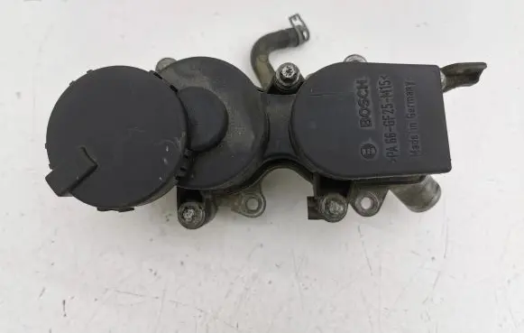 Mercedes-Benz B W245 Oil breather separator A6400101062