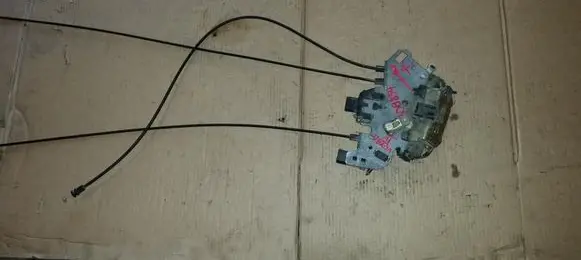 Chrysler Voyager Sliding door lock 05019053AC