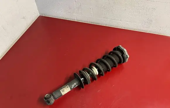 BMW X3 G01 Rear shock absorber/damper 6880604 33506880604