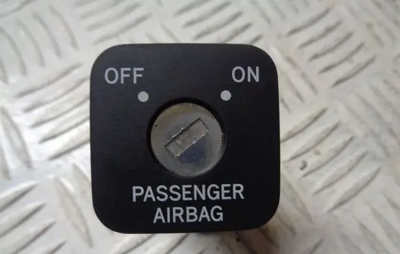 Toyota Yaris Passenger airbag on/off switch 1592J61