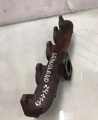 Opel Grandland X Exhaust manifold N7c60