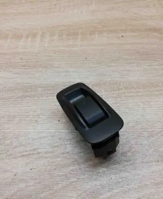 Toyota Corolla Verso AR10 Electric window control switch 848100f010 37181a