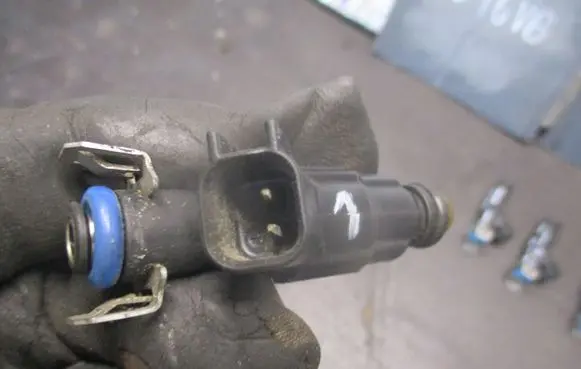 Volvo S40 Fuel injectors set 0280156154
