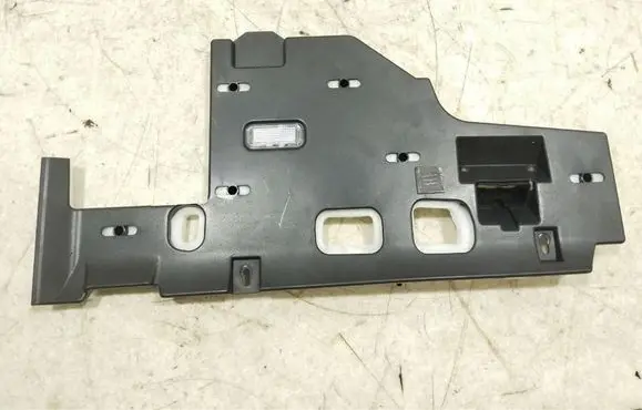Other sill/pillar trim element