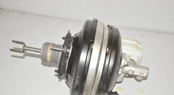BMW 5 F10 F11 Brake booster 6796726