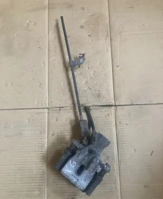 Suzuki SX4 S-Cross Rear brake caliper