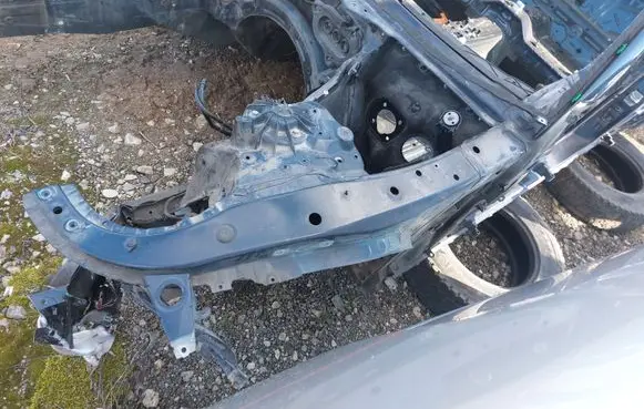BMW 7 F01 F02 F03 F04 Front quarter panel 