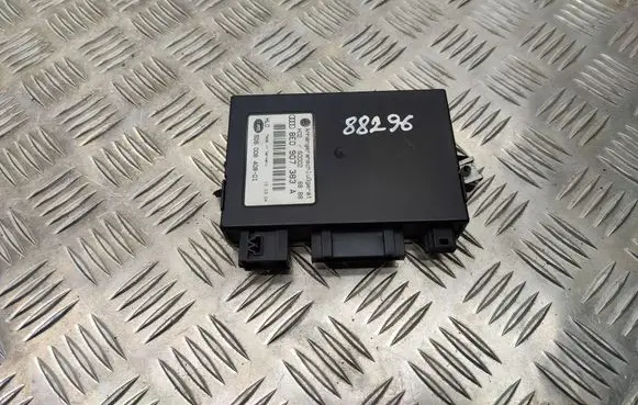 Volkswagen PASSAT B6 Tow bar trailer control unit/module 8E0907383A