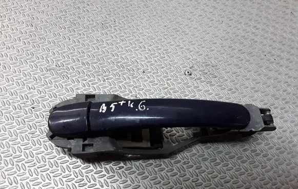 Volkswagen PASSAT B5.5 Rear door exterior handle 3B0837885