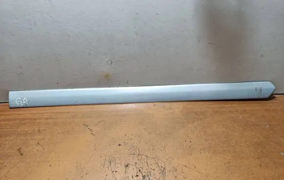 Mitsubishi Space Wagon Rear door trim (molding) MR286470