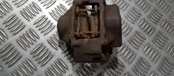 Opel Vectra B Rear brake caliper