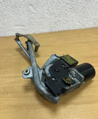 Mercedes-Benz A W168 Wiper motor A1688200242 D8963