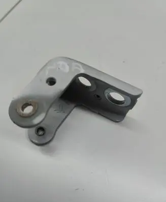 Peugeot 3008 II Front door lower hinge 