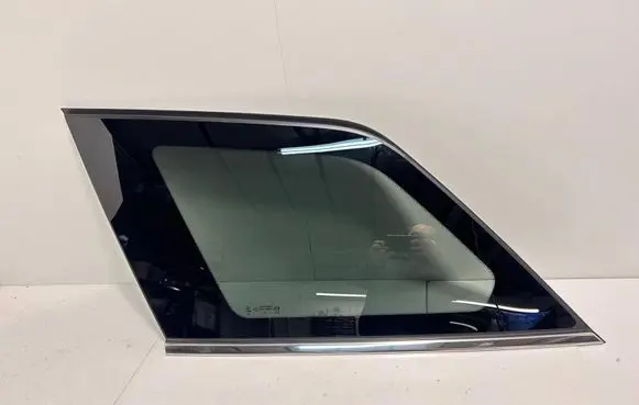 Peugeot 5008 II Rear side window 9812842380 41664