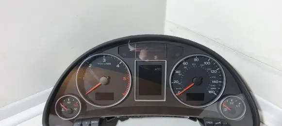 Audi A4 S4 B7 8E 8H Speedometer (instrument cluster) 8E0920951E
