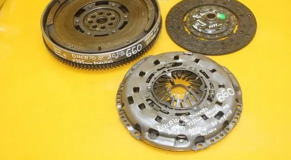 Fiat Ducato Dual mass flywheel 504088657