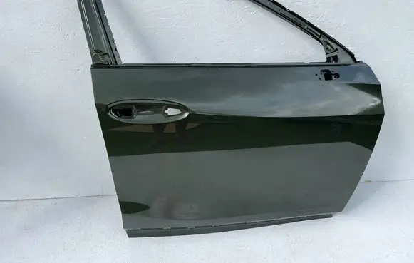 Lexus UX Front door LEXUS-UX-DRZWI