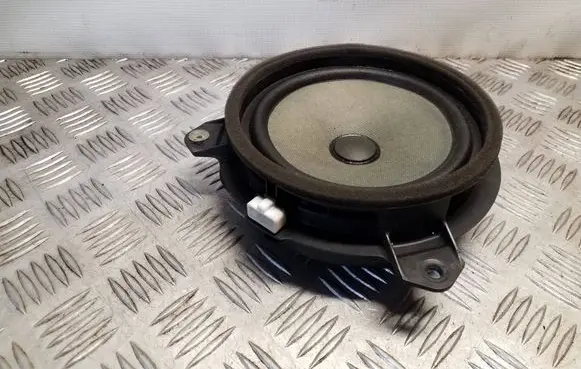 Toyota Auris E180 Front door speaker 861600D370