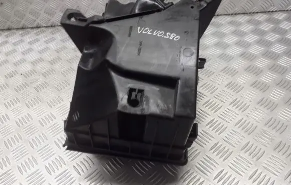 Volvo S80 Air filter box 9142730