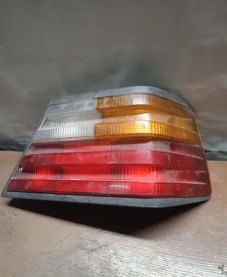 Mercedes-Benz E W124 Rear/tail lights 7R0153373