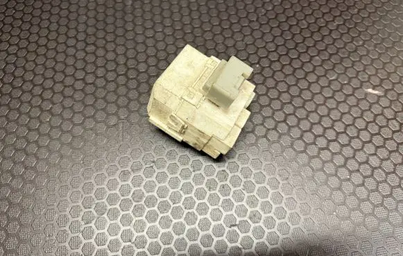Mitsubishi Colt Other relay A4545450028 MN108928