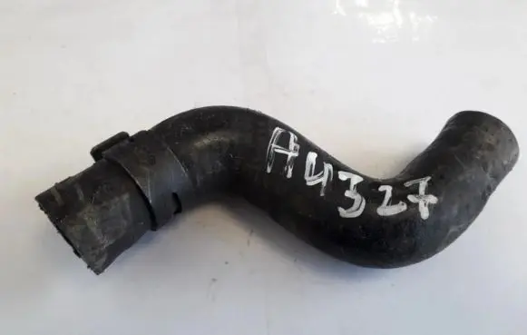Audi A6 S6 C6 4F Engine coolant pipe/hose 4f2819372