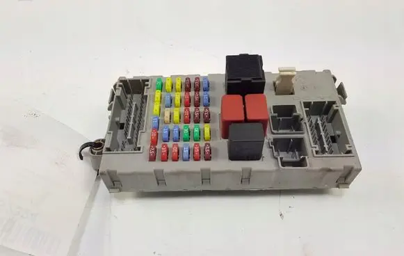 Maserati Quattroporte Fuse box set 51829176 SKRZYNKA
