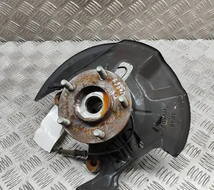 Mazda CX-5 II Front wheel hub KN3L33031