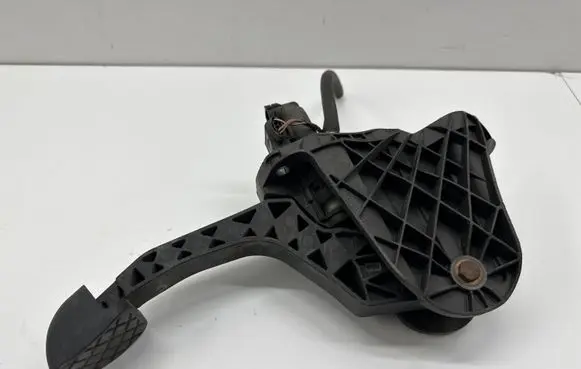 Clutch pedal