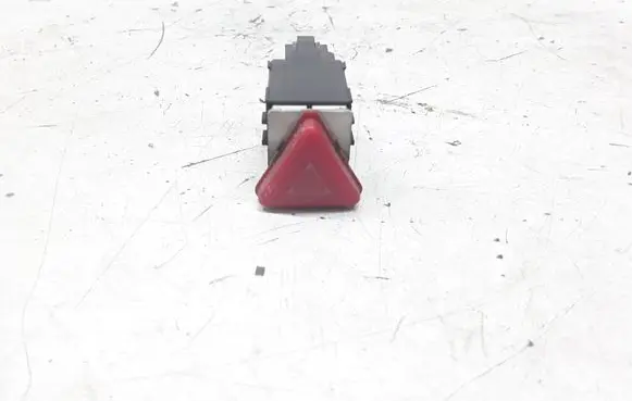 Skoda Fabia Mk1 (6Y) Hazard light switch 6Y0953235