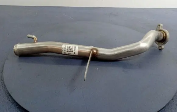 Audi Q7 4M EGR valve cooler 059131509AT