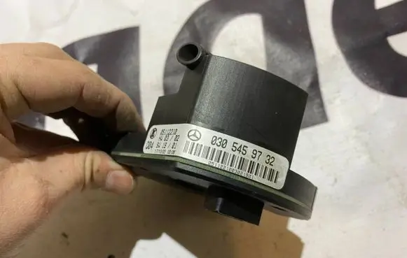 Mercedes-Benz E W211 Steering angle sensor A0305459732 0305459732
