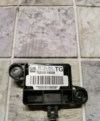 Opel Zafira A Airbag deployment crash/impact sensor 09133263 GM09133263