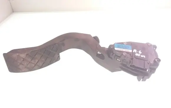 Audi A6 S6 C5 4B Accelerator throttle pedal 8D1723523F