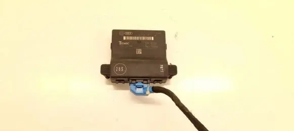 Skoda Octavia Mk2 (1Z) Gateway control module 1K0907530F 1K0907951