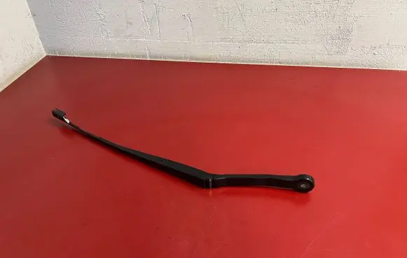 BMW X3 G01 Front wiper blade arm 7399010