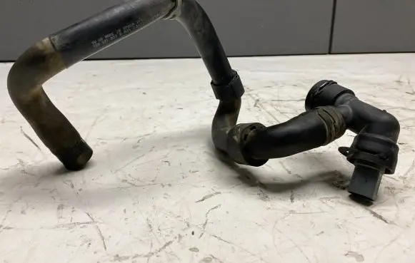 Volkswagen ID.3 Coolant pipe/hose 1EA121053D