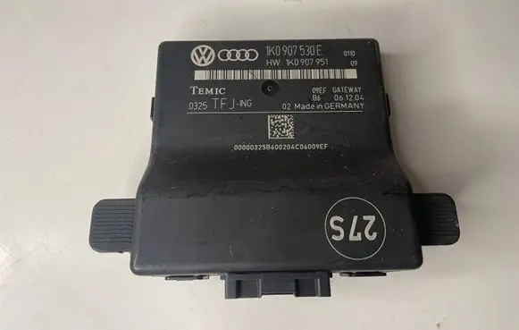 Volkswagen Golf V Gateway control module 1K0907530E 1K0907951