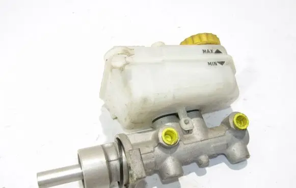 Volkswagen Fox Master brake cylinder 0204221082