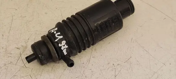 Audi A4 S4 B5 8D Windscreen/windshield washer pump 4A0955651