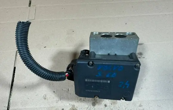 Volvo S60 ABS Pump 8619538 TKR0K05F79 10094904233