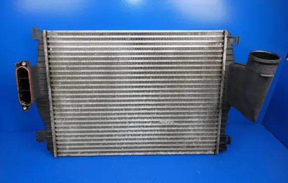 Jaguar XJ X351 Intercooler radiator AW939L440AA 12420374C