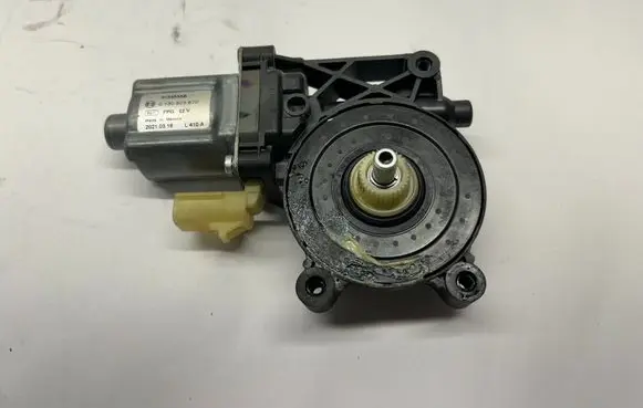 Dodge RAM 1500 DS Rear door window regulator motor 513353AB