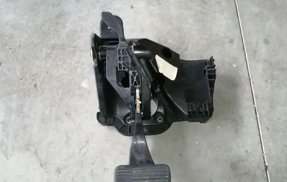Brake pedal